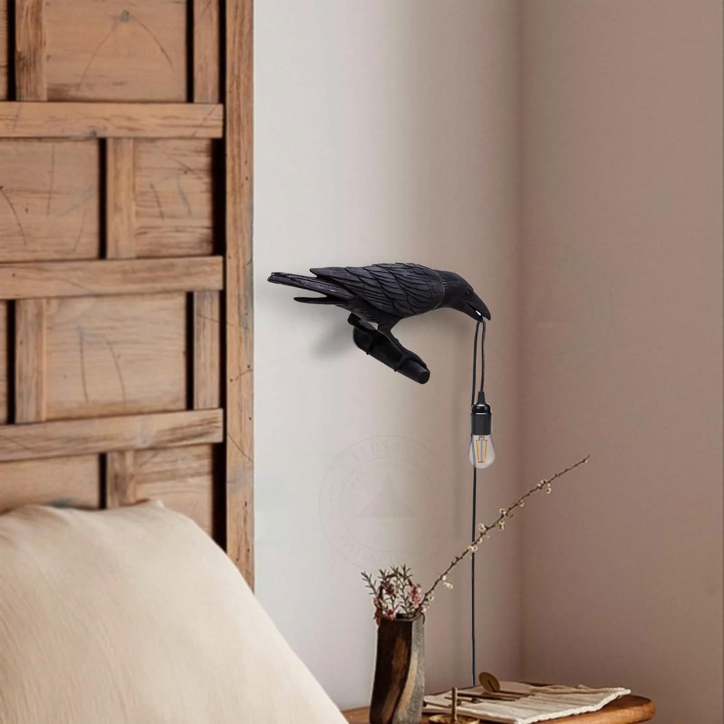 Black Birds Table Lamps Resin Crow Desk LED Lamp E27 Base Modern Raven Art Deco Bedside Decor Plug In Cord Wall Lamps for Bedroom, Office, College Dorm, Right Black Wall