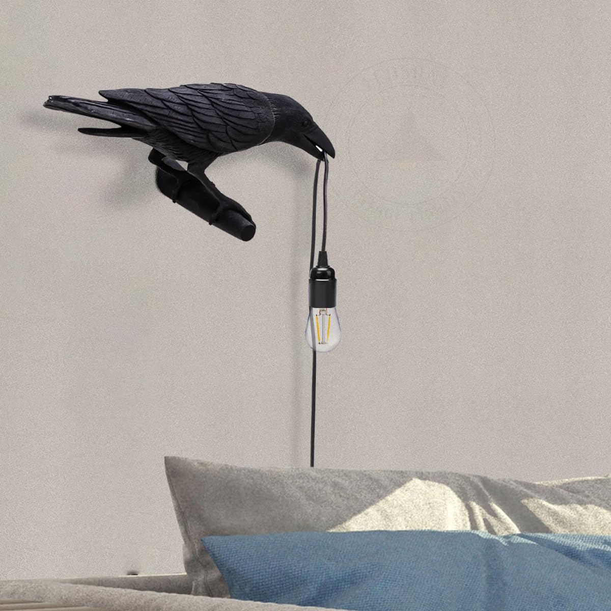 Black Birds Table Lamps Resin Crow Desk LED Lamp E27 Base Modern Raven Art Deco Bedside Decor Plug In Cord Wall Lamps for Bedroom, Office, College Dorm, Right Black Wall