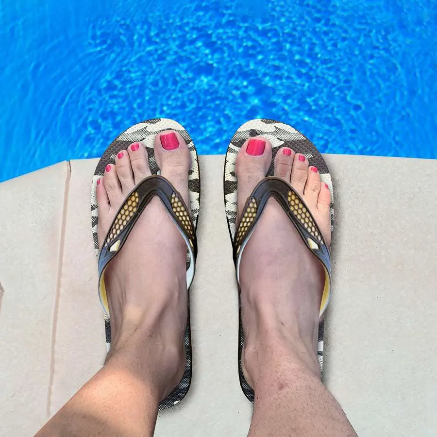 Havana flat form flip flops in trendy style