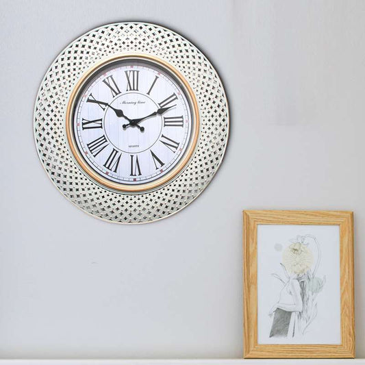 Retro White Lattice Wall Clock – 40.6 cm, Roman Numerals, Gold-Tone Ring - photo 2