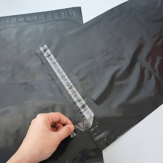 Large parcel bags for secure delivery