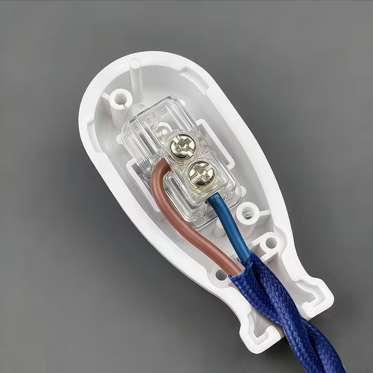 2 Core Fabric Lamp Cable with 16A Inline Rocker Switch - photo 4