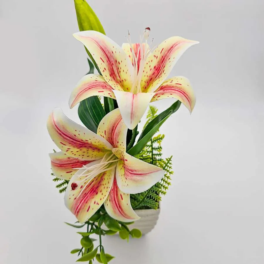 Artificial Lilies in Stone-Effect Pots – Set of 2, 27 cm, 4 Colour Choices - photo 17