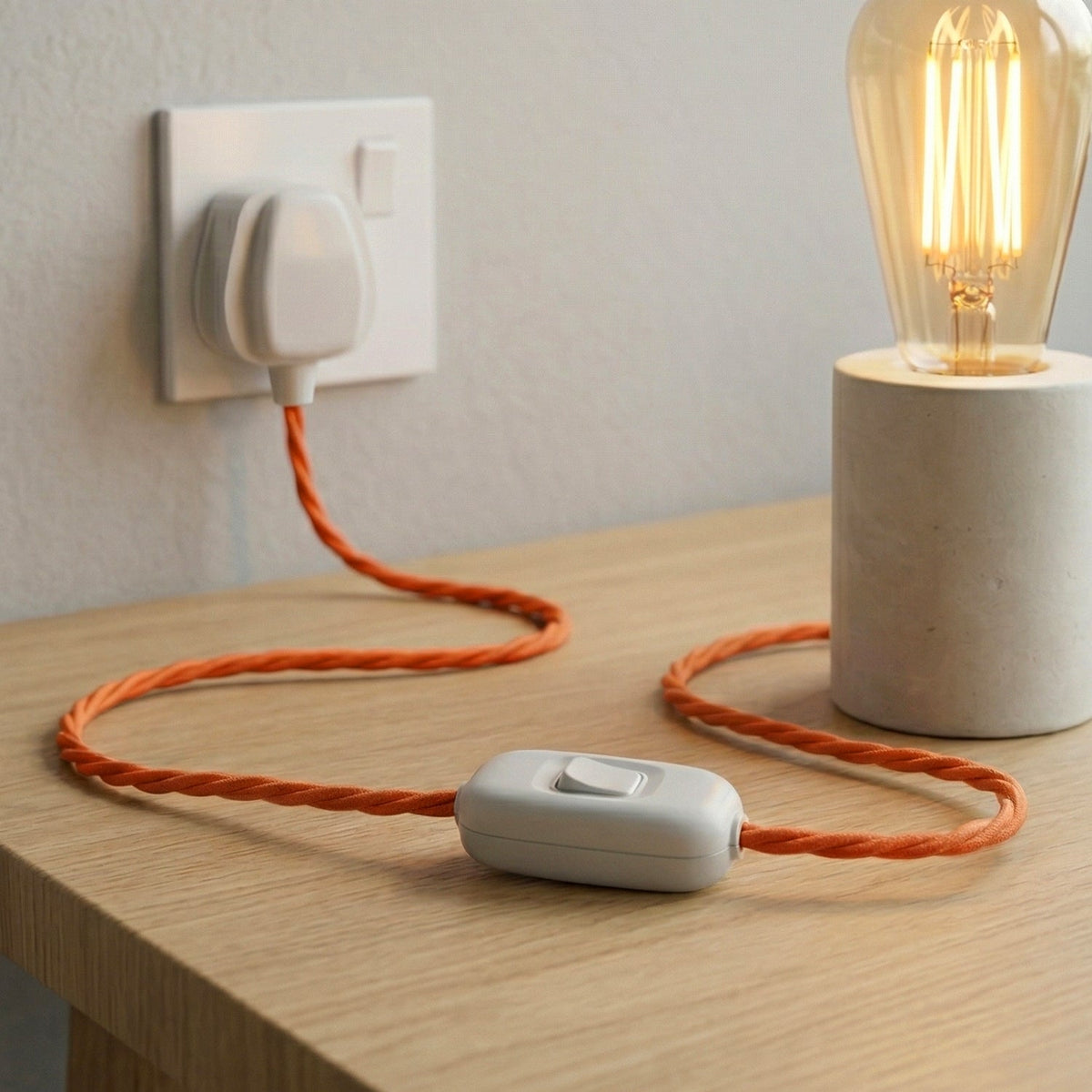 3 Core Fabric Lamp Cable with Rocker Switch and 13A Plug - photo 3