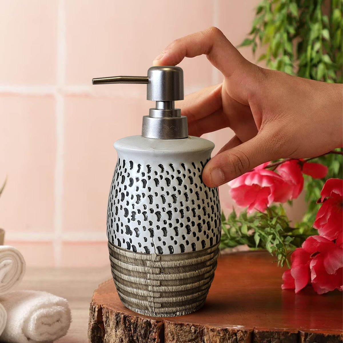 Ceramic Bathroom Accessory Set – Hand-Painted Dot Pattern, 4 Pieces - photo 5