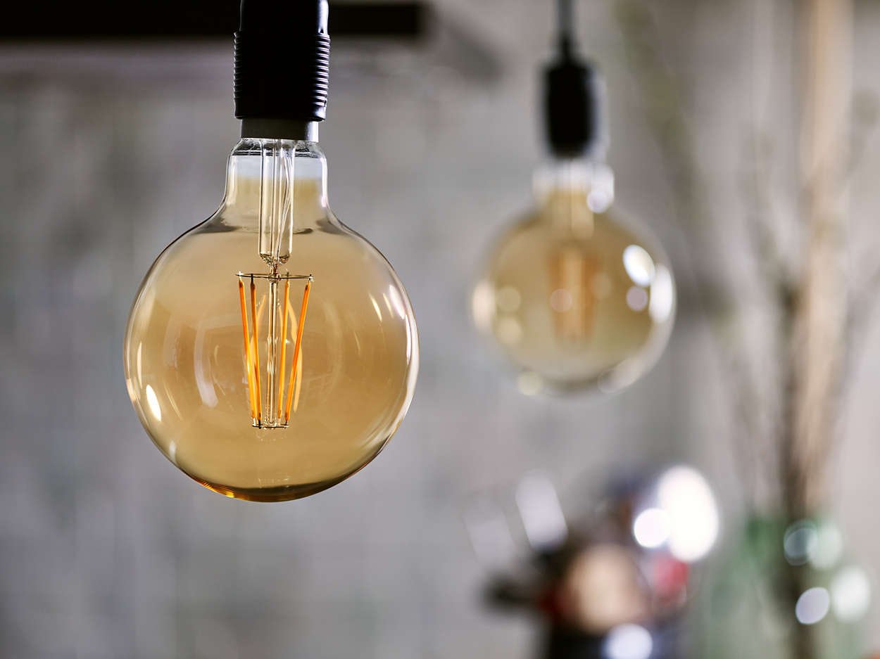 G95 LED 4W Bulb B22 Dimmable Amber Glass~1338