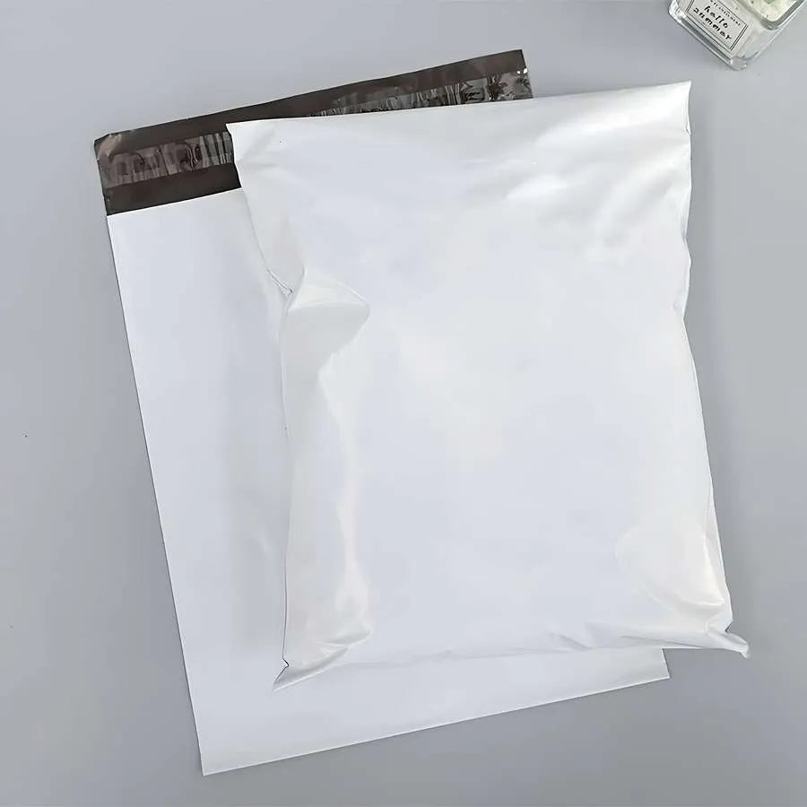 White and Pink Colour Plastic mailing bags Postage Bag strong bag-Application image.jpg