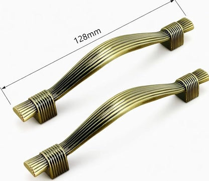 Antique Brass Cabinet Pull Handle – 128 mm Hole Centres, 1 or 3 Handles - photo 3