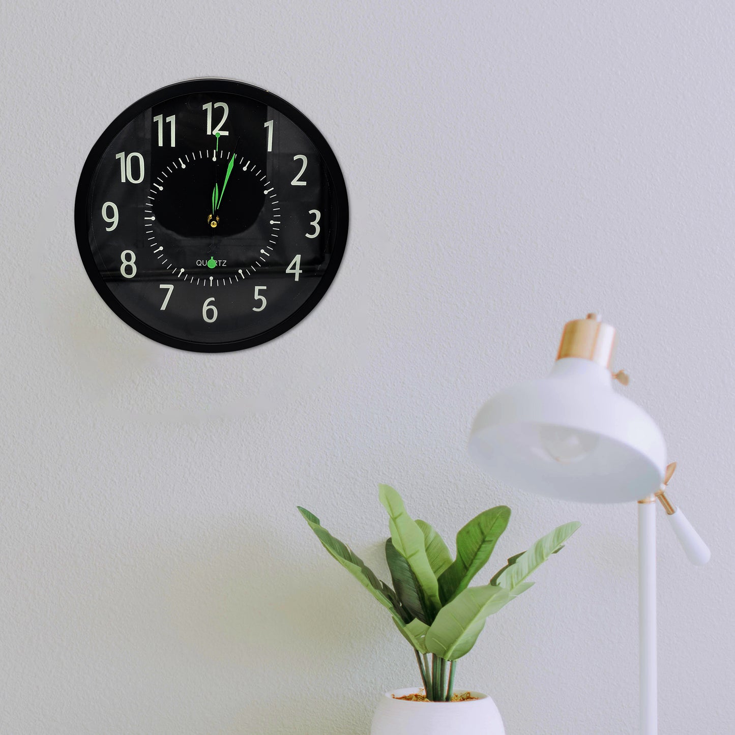 Black Silent Ticking Noises Wall Clock