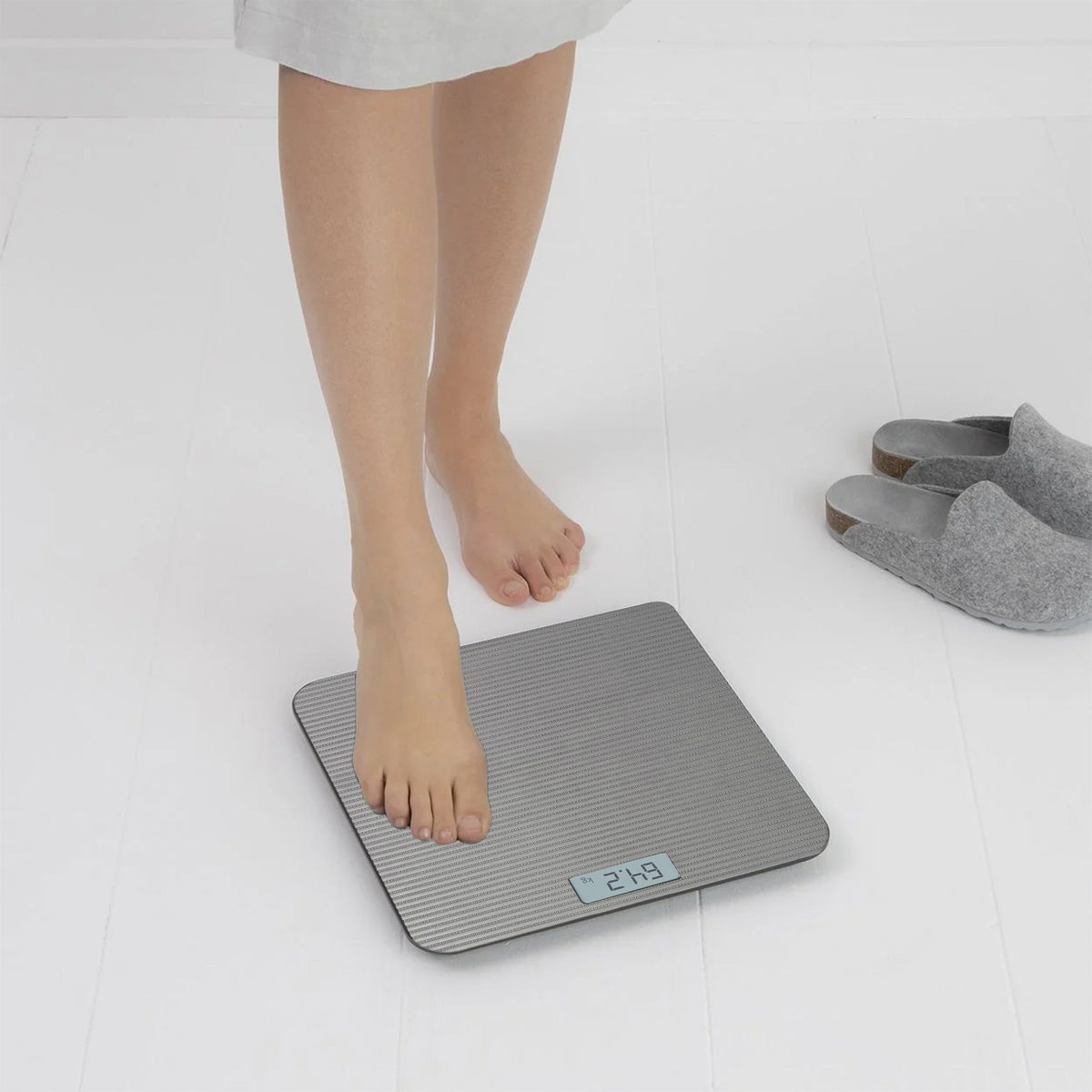 Square Digital Bathroom Scale – Black or Grey Ribbed Top, 180 kg - photo 8