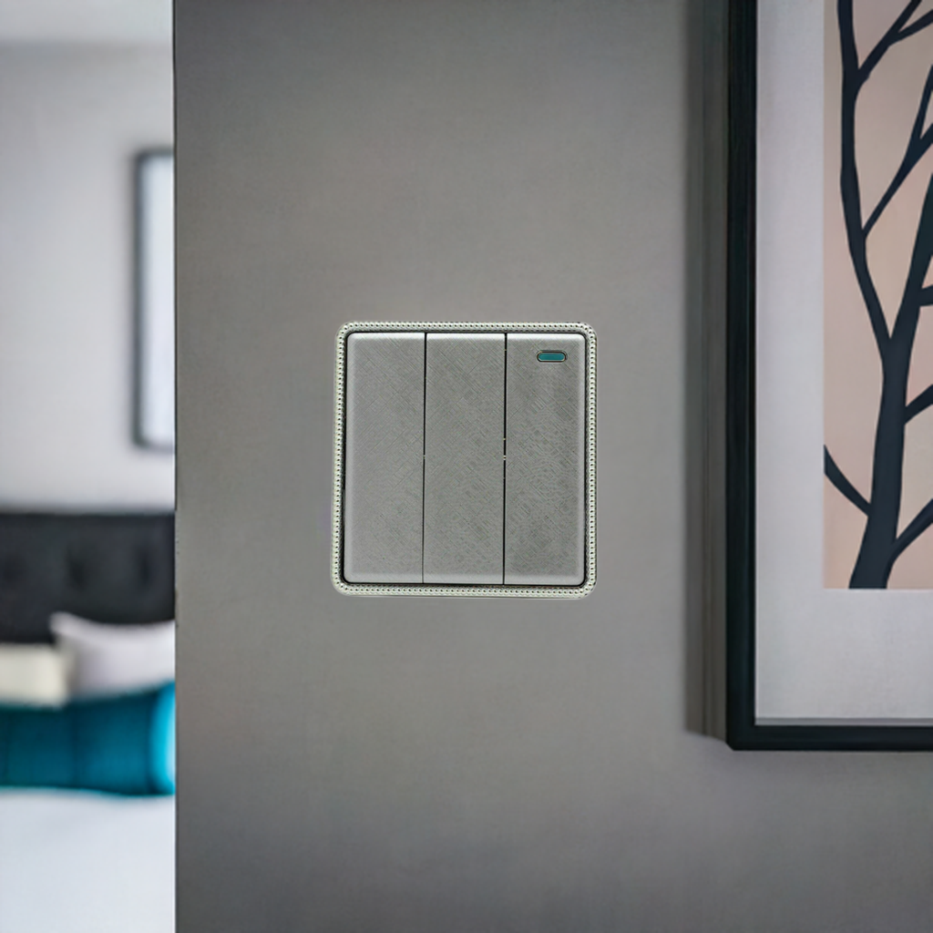 Brushed Chrome Screwless Light Switches & Socket - photo 3