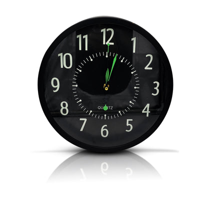 Classic Black Round Wall Clock – Black Dial, Easy-Read Numbers