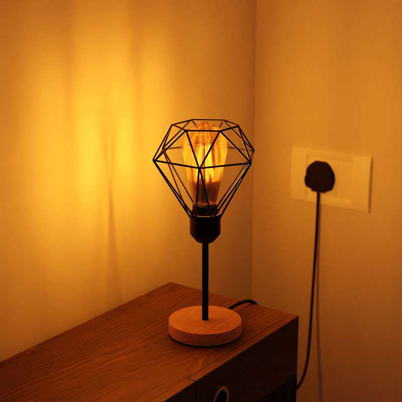 Diamond Cage Table Lamp with Wooden Base E27 - photo 4