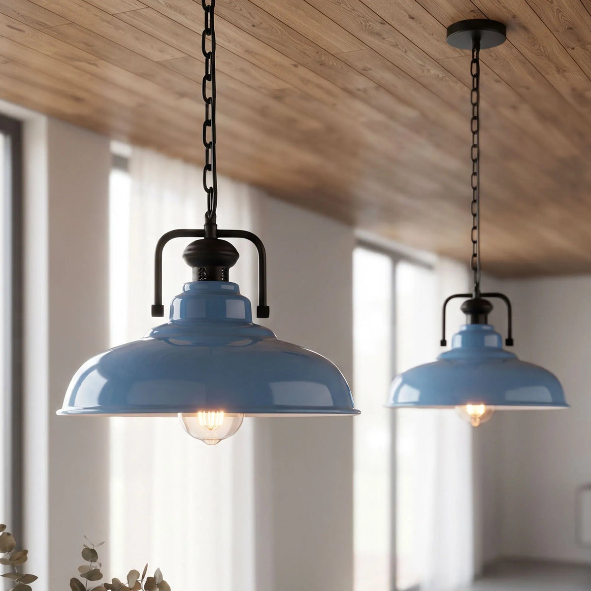 Industrial Chain Pendant Light – Black Yoke Holder, Metal Shade, E27 - photo 4