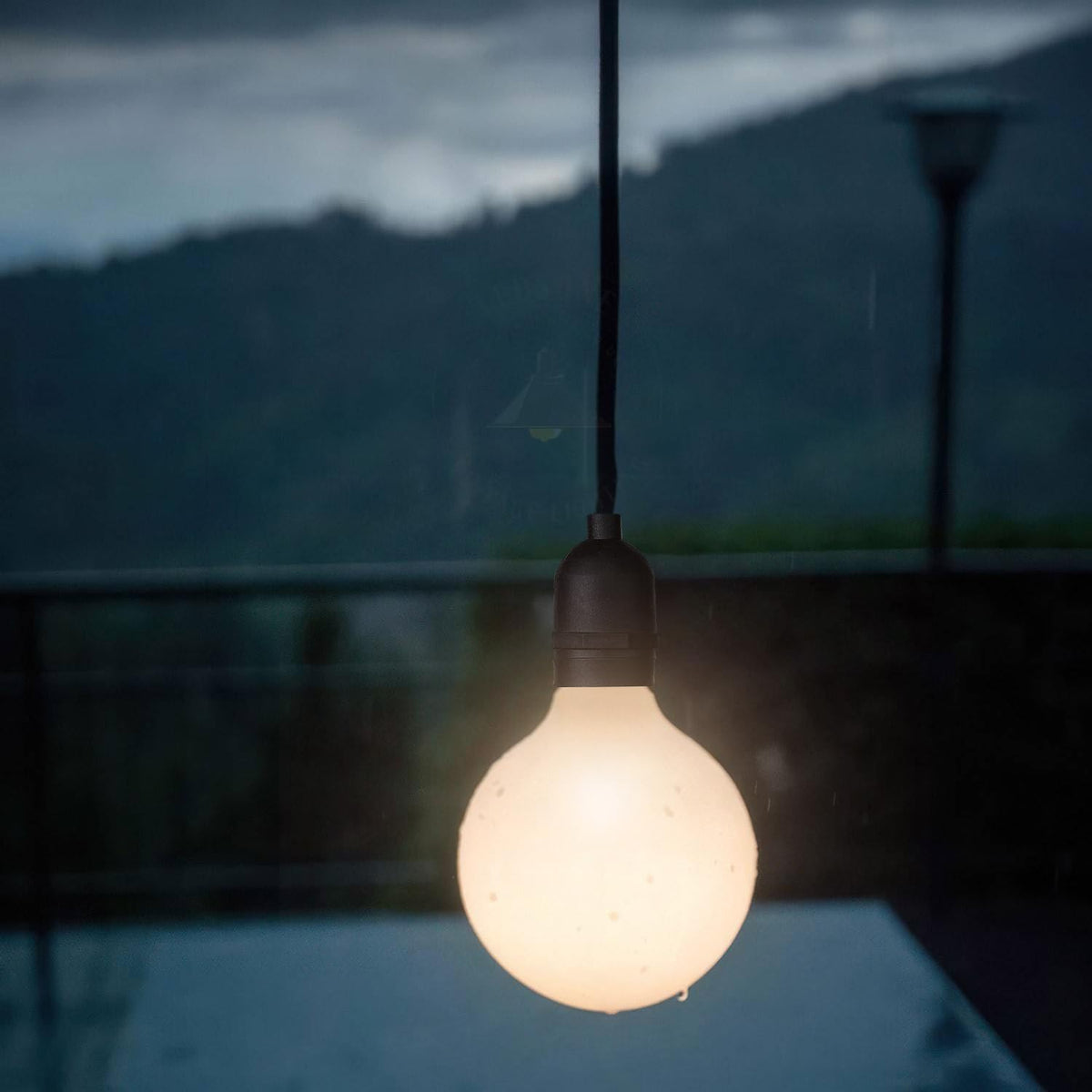 Single Pendant Light Fitting – Black E27 Holder, 95 cm Flex - photo 3