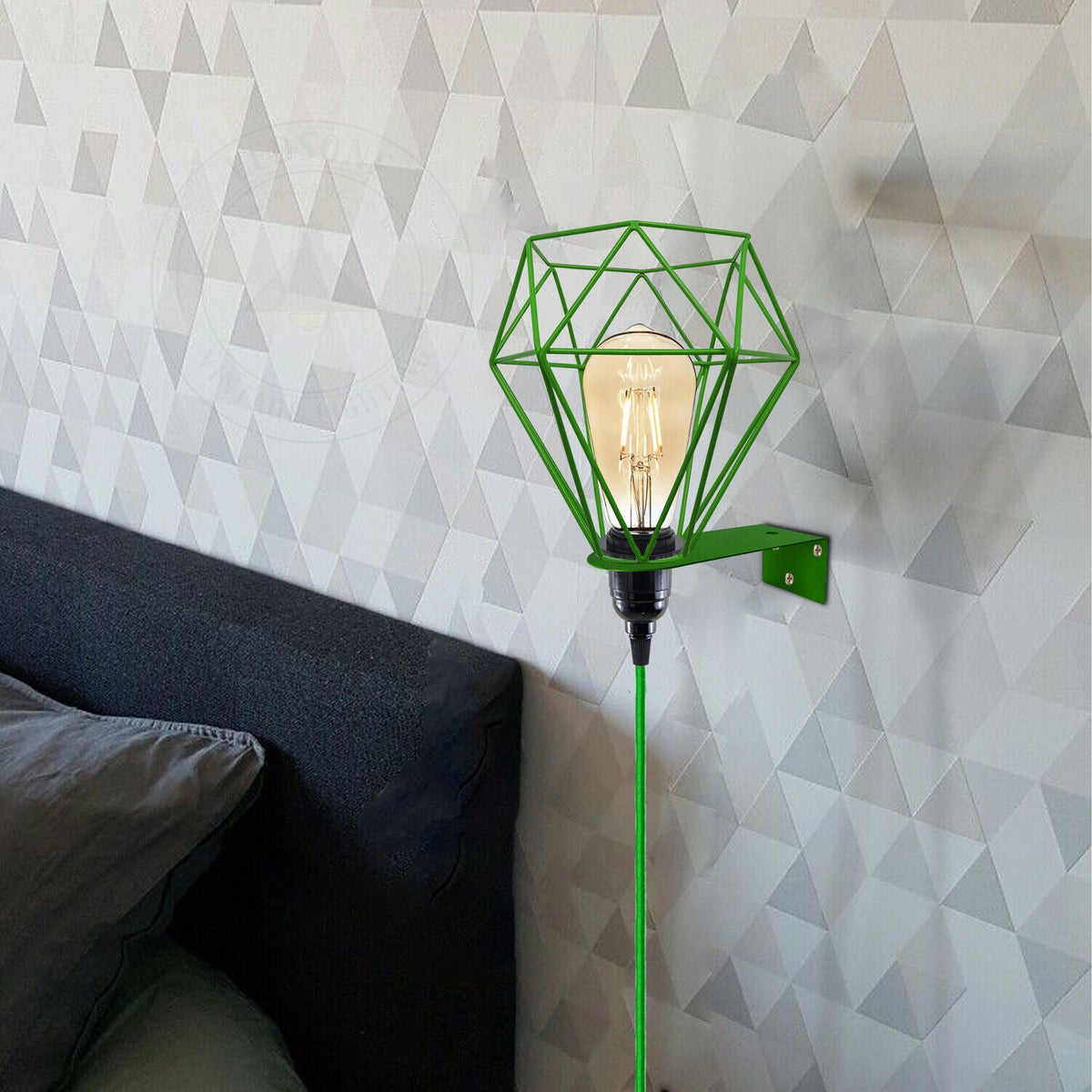 Plug-In Diamond Cage Wall Light – 4 m Dimmer Cord, 4 Colours