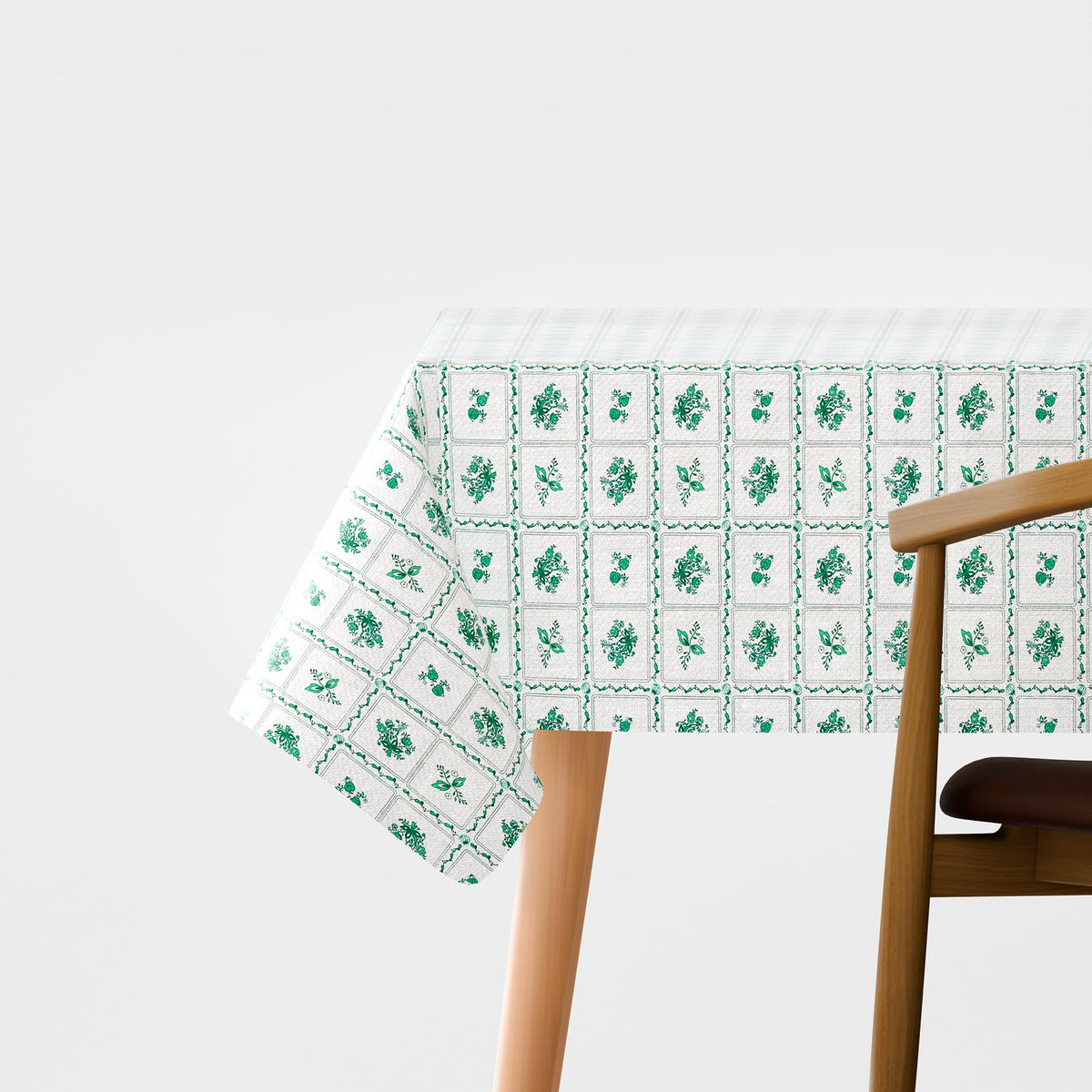 Green Floral Tile Tablecloth – 137 x 183 or 152 x 228 cm, Wipe-Clean - 137cm x 183cm