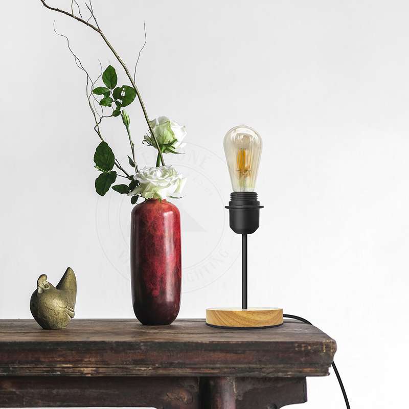 Vintage Black Table Lamp with On/Off Switch E27 - photo 5