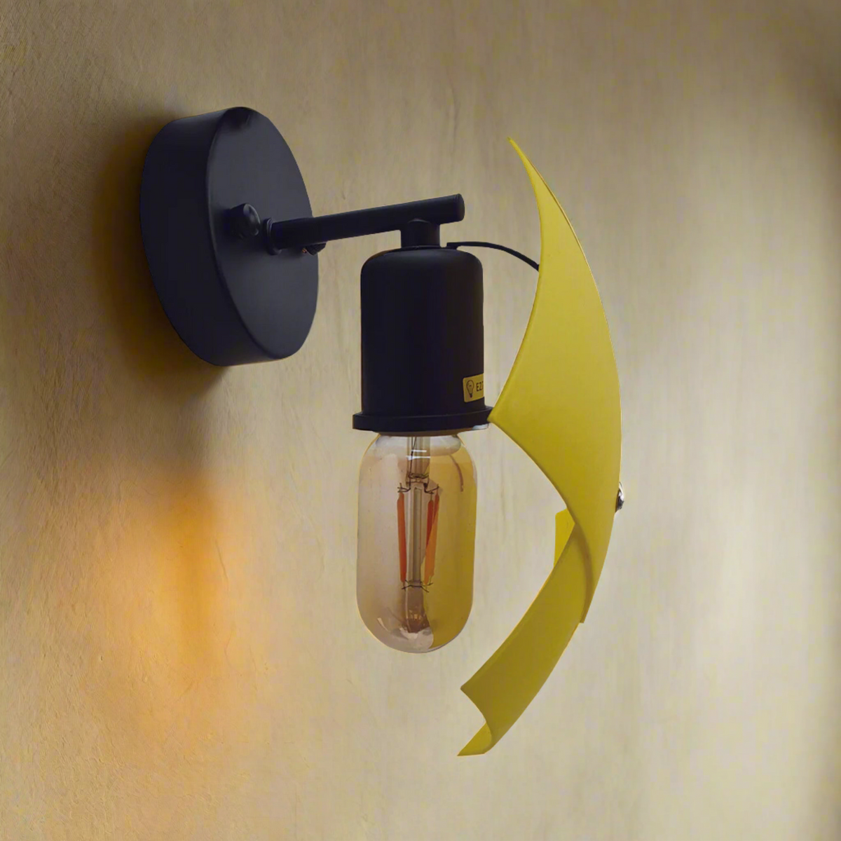 Yellow Curved Shade Wall Sconce – E27